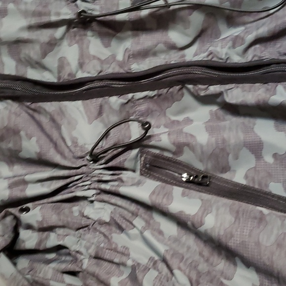 GUC Askya size M Women's Light Windbreaker Jacket Camouflage - Picture 3 of 8